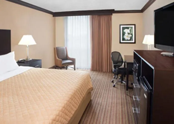 Wyndham Garden Chicago Northwest Schaumburg